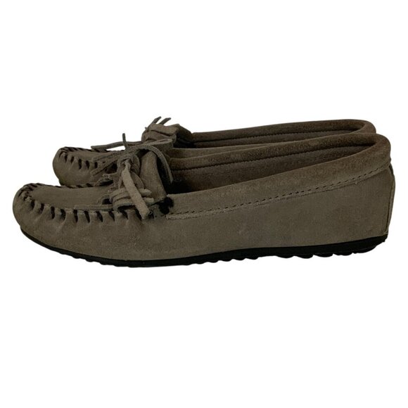 Minnetonka Womens Kilty Moccasins Size 6 Gray Suede Slip-On Softsole Shoes - Picture 2 of 9